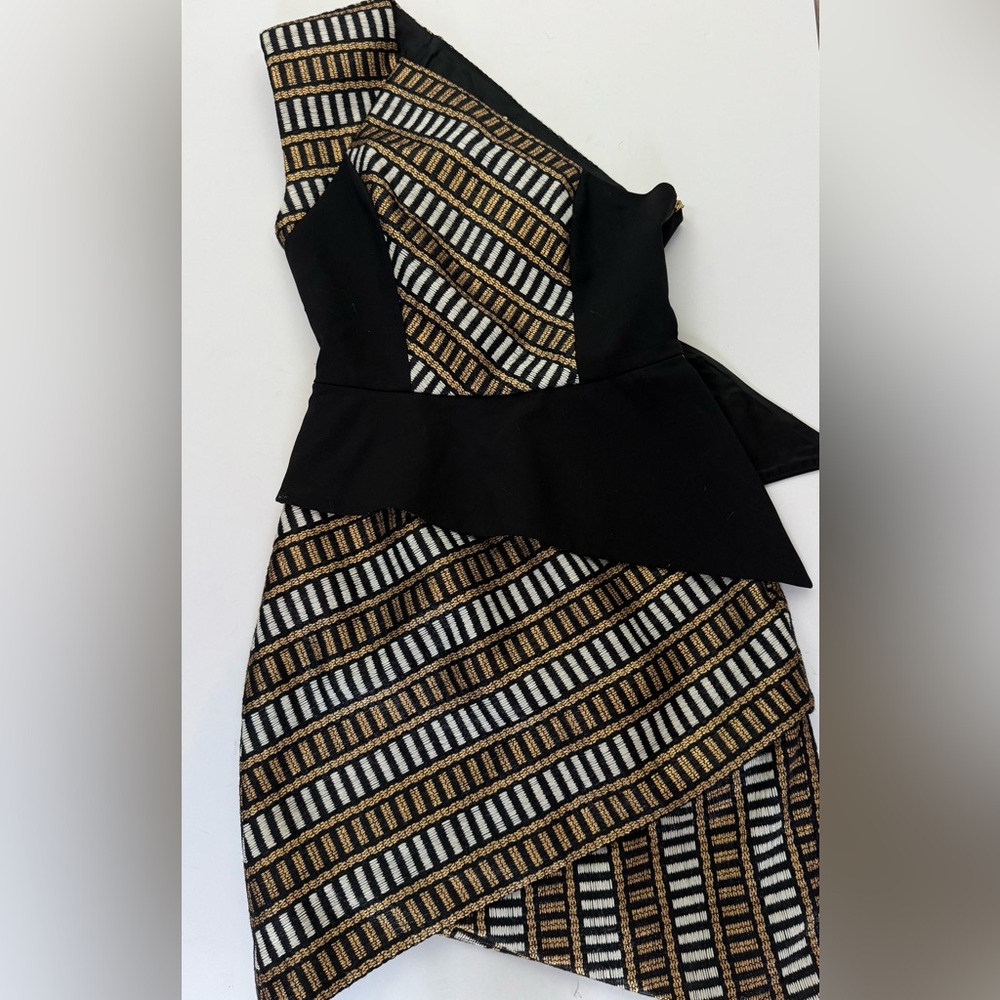 Perfect Sass and Bide designer Olympia dress 4 - Picture 5 of 10